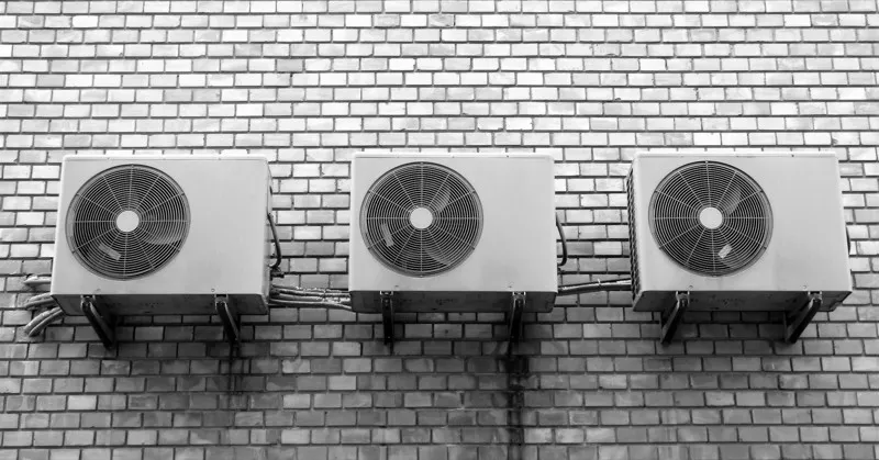 Klimatyzatory typu Split - jednostki zewnętrzne.